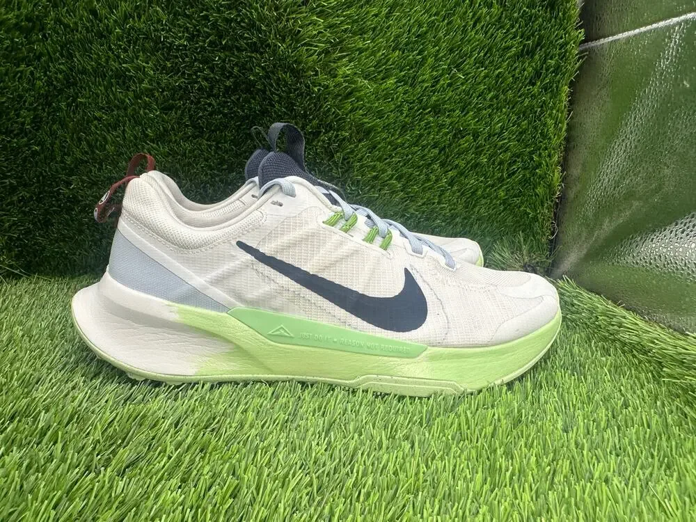 Nike Juniper Trail 2 Next Nature DM0821-103 Athletic Sneaker Womens 9 White Mesh
